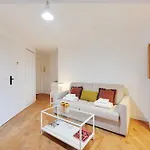 Bright Modern Studio For 2P - La Defense