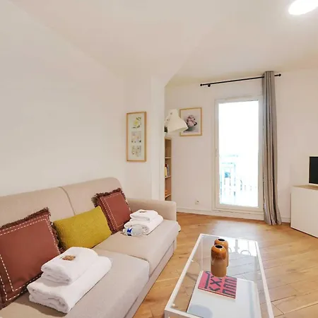 Apartment Bright Modern For 2p - La Defense Paris